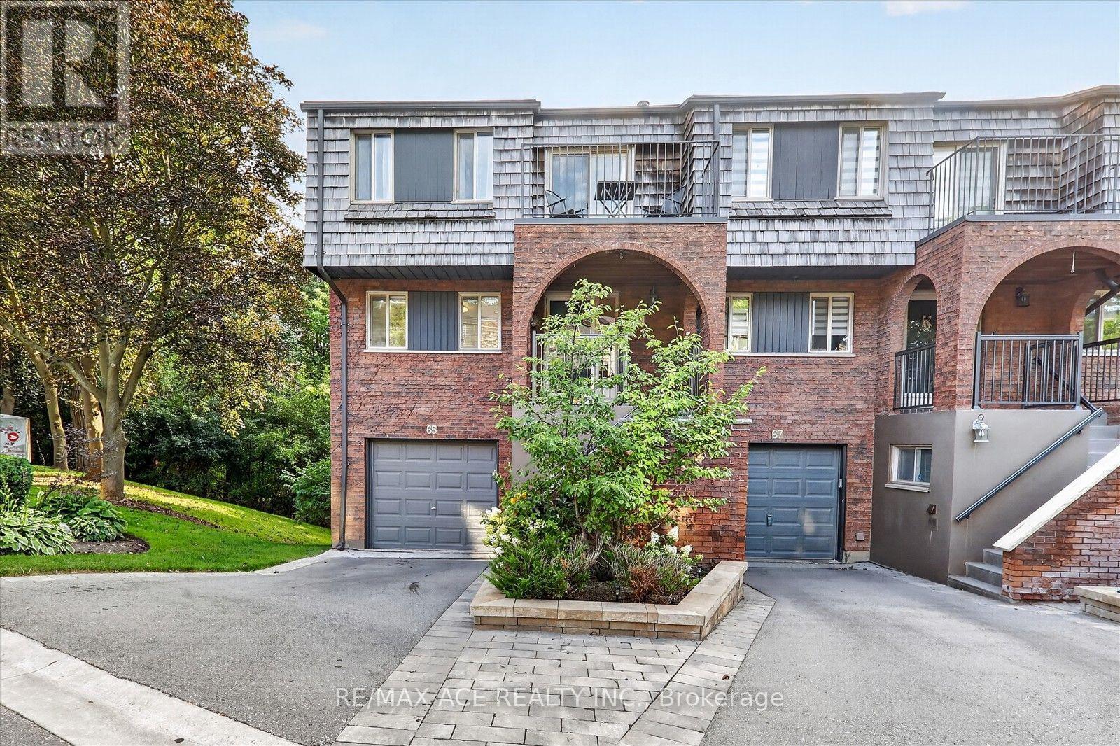 65 CRICKLEWOOD CRESCENT