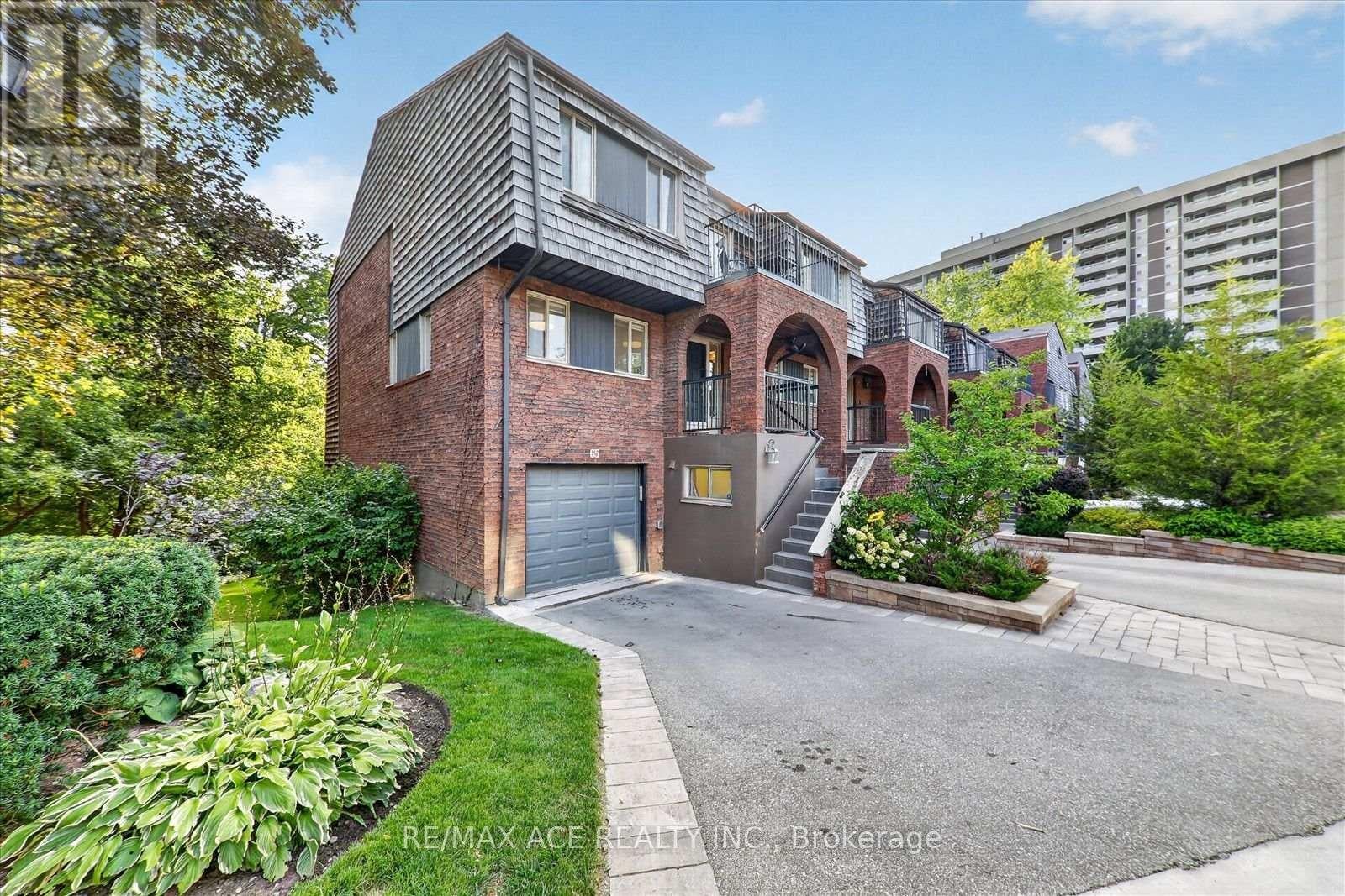65 CRICKLEWOOD CRESCENT