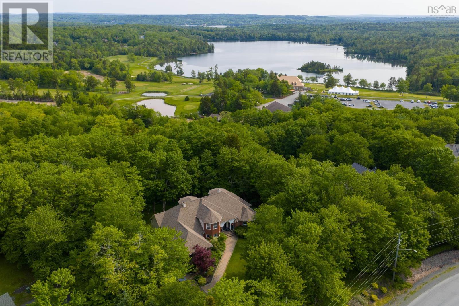 14 Club House Lane - Photo 4