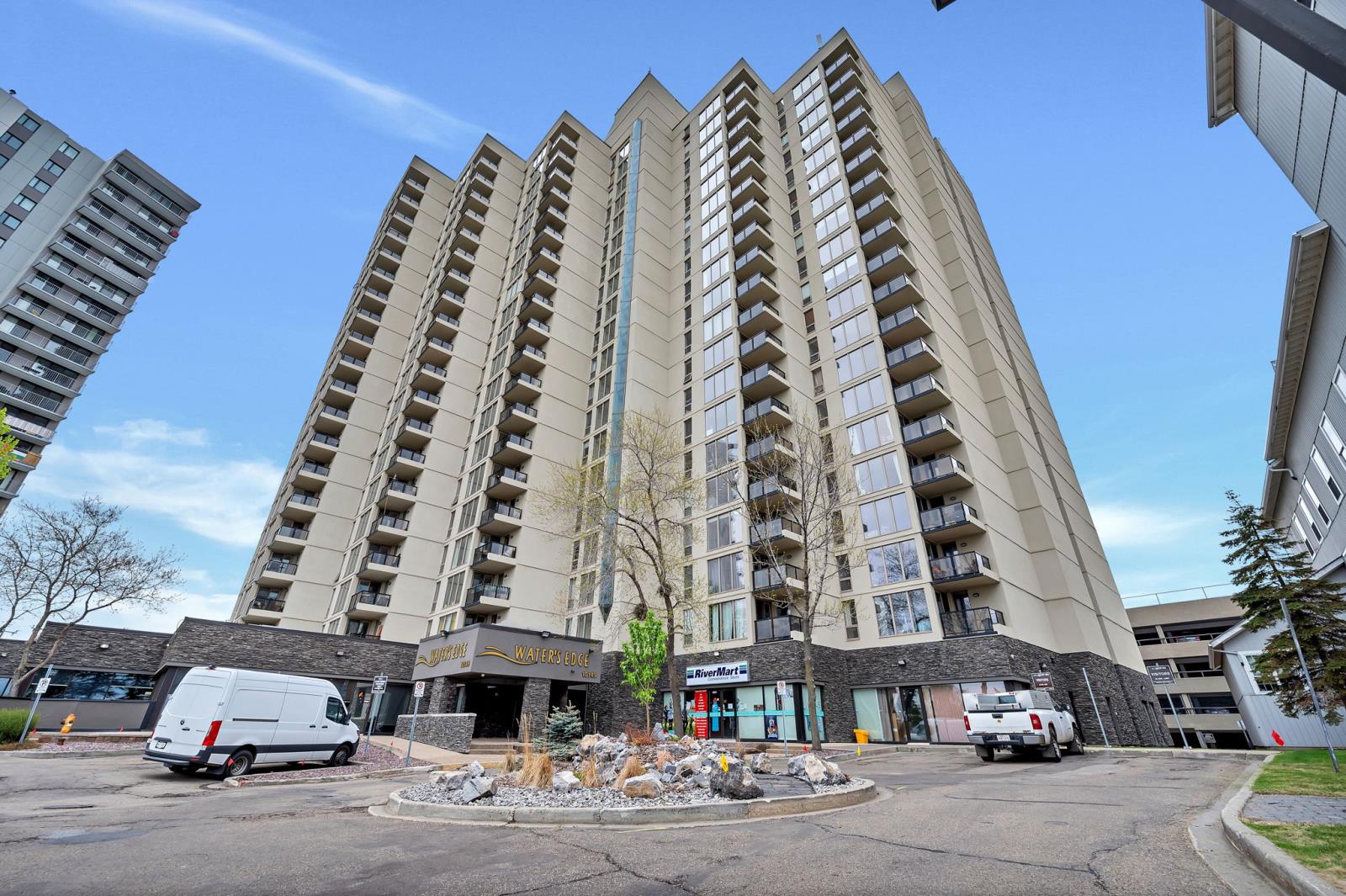 10151, 10153 Saskatchewan Dr NW