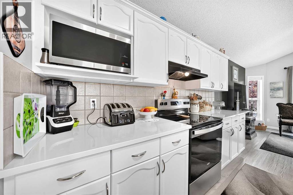 64 Cimarron Grove Close