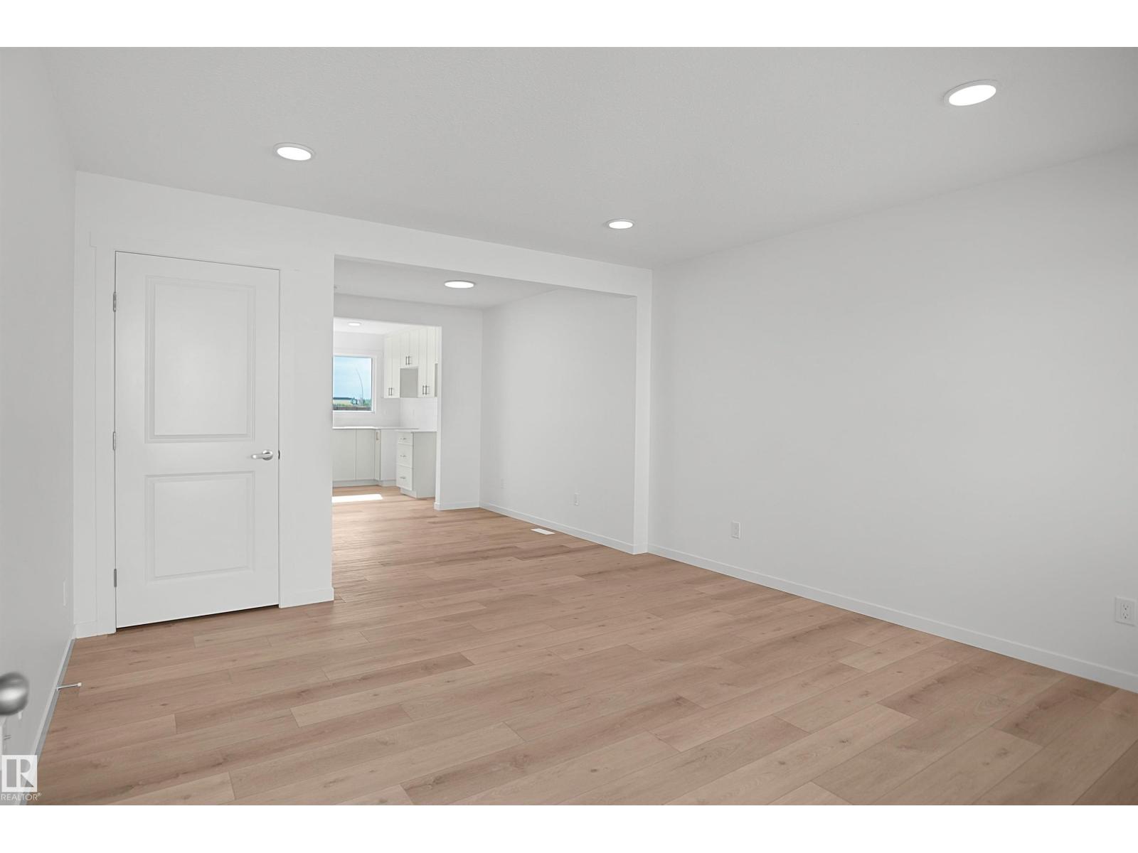 505 177 AV NE