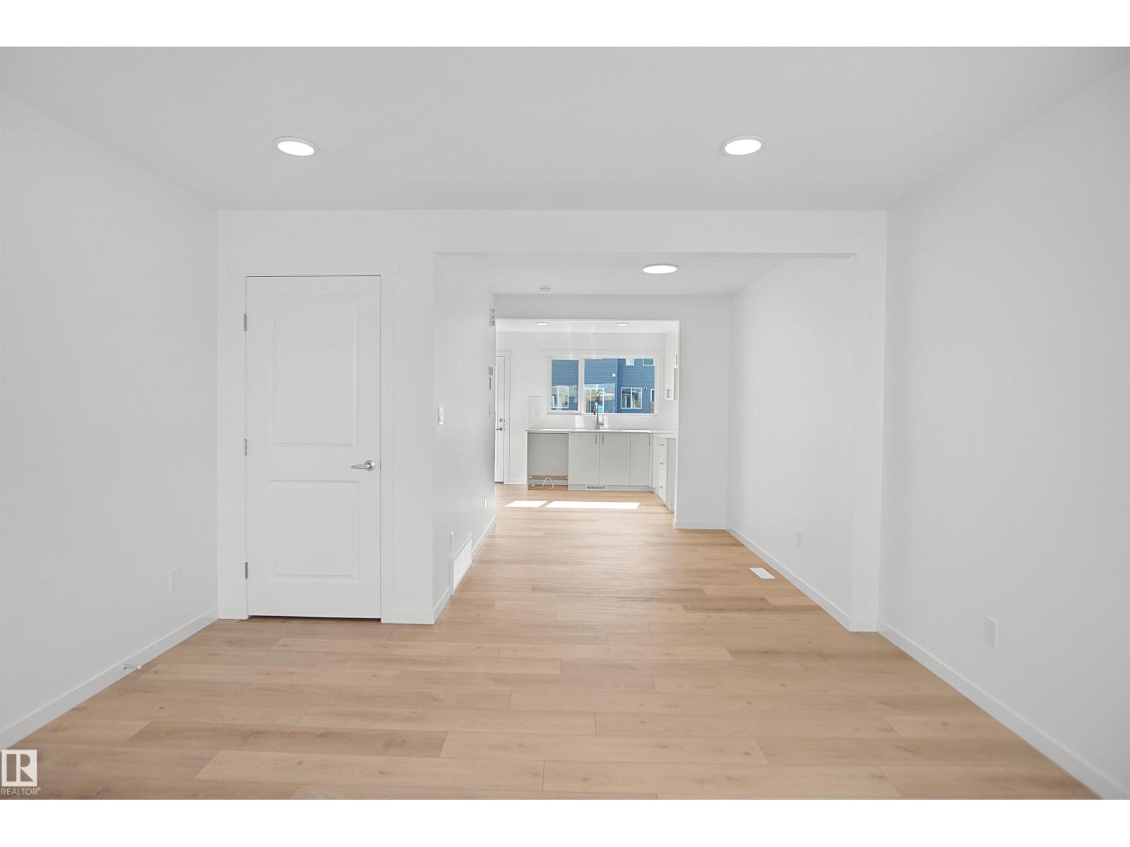 505 177 AV NE