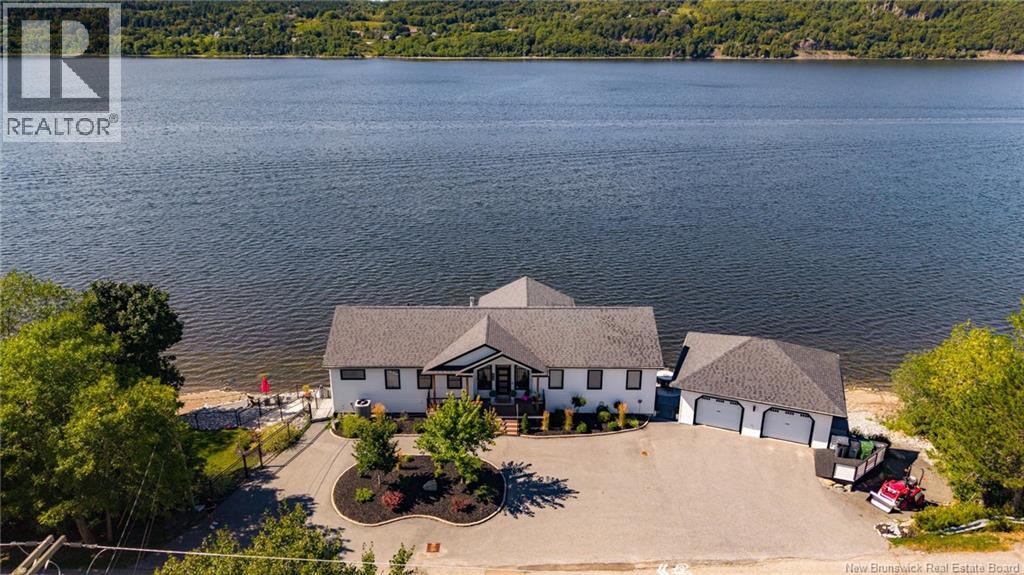 615 Gondola Point