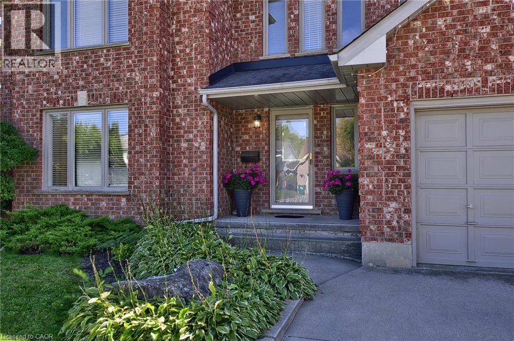 37 WOODCROFT Place