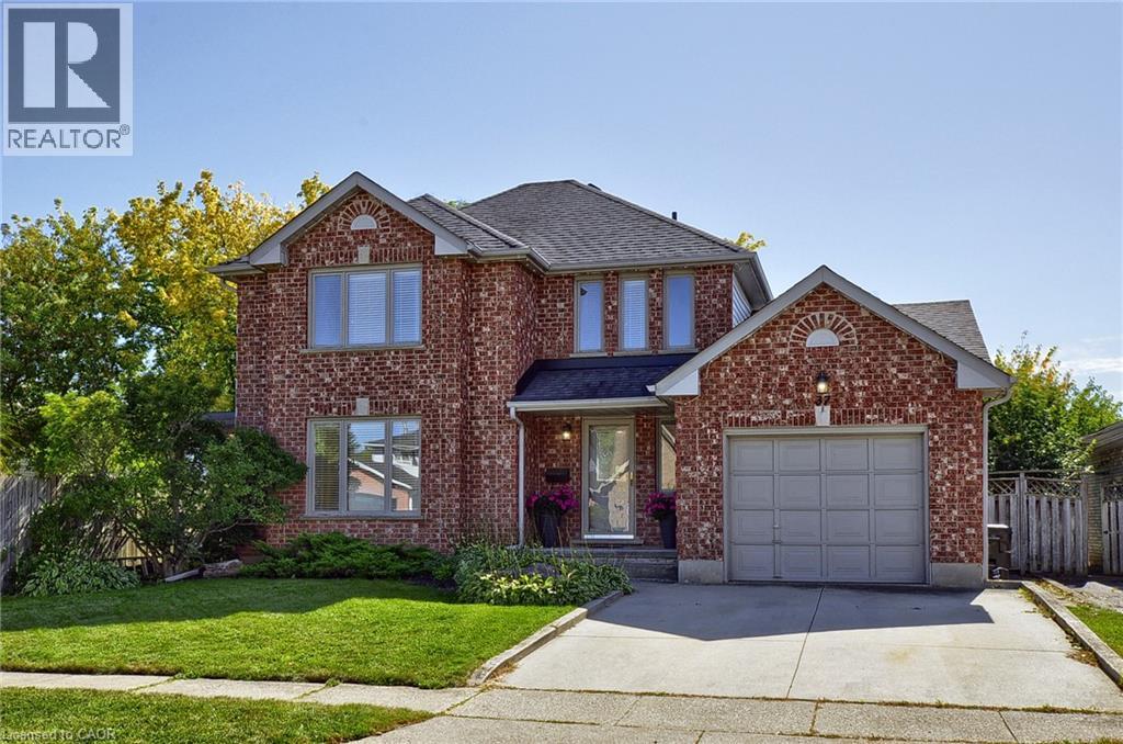 37 WOODCROFT Place