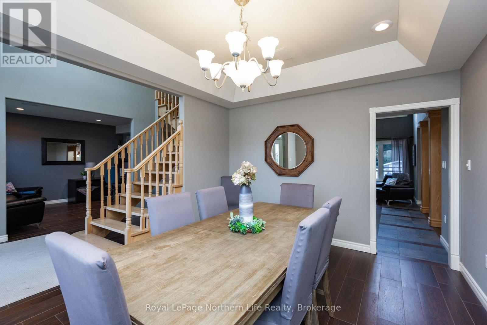 14 MELISSA CRESCENT