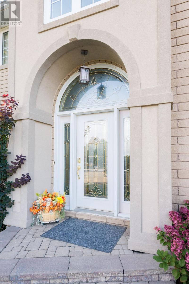 14 MELISSA CRESCENT