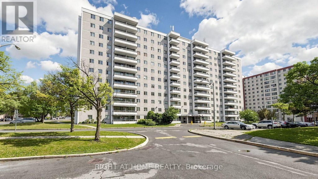 904 - 100 LOTHERTON PATHWAY, TORONTO (YORKDALE-GLEN PARK), ON M6B 2G8 - Image 4019842926.jpeg?d=l