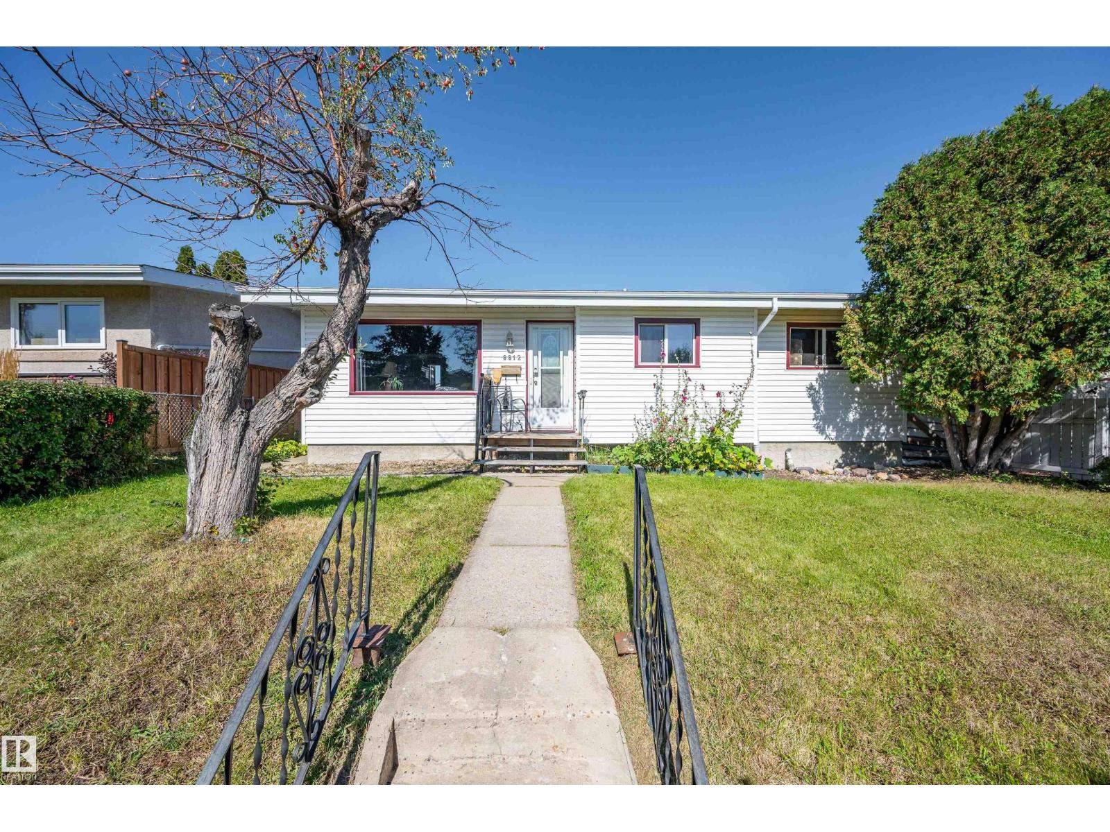 8812 135a AV S NW