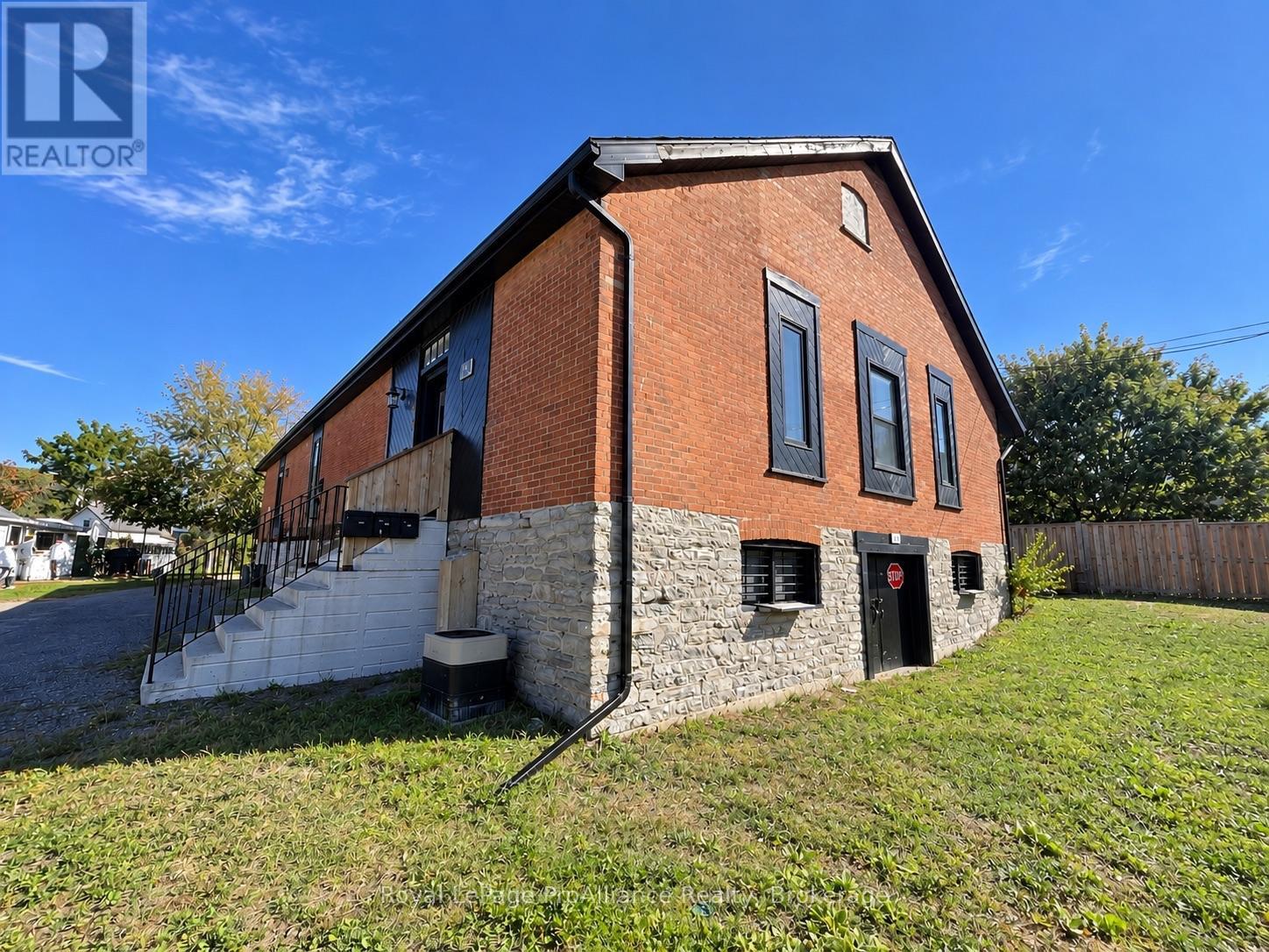 UNIT #1 - 49 ALBION STREET