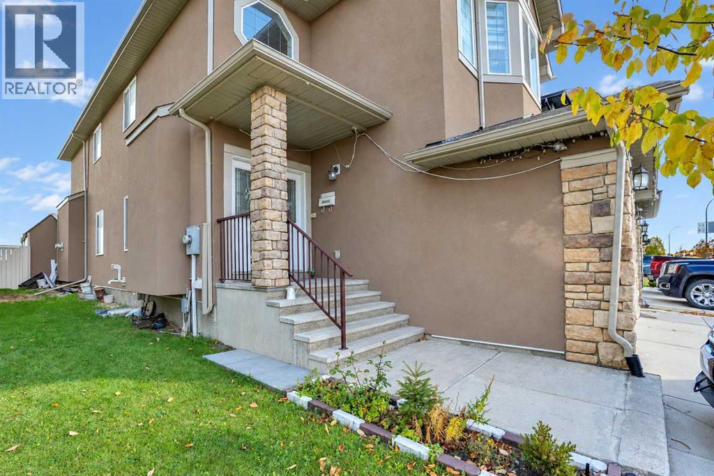 293 Saddlelake Drive NE