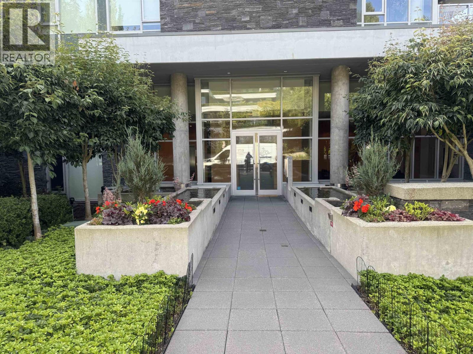 402 866 ARTHUR ERICKSON PLACE