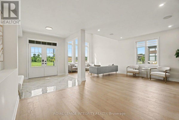 660 Miikana Rd, Ottawa, ON 4