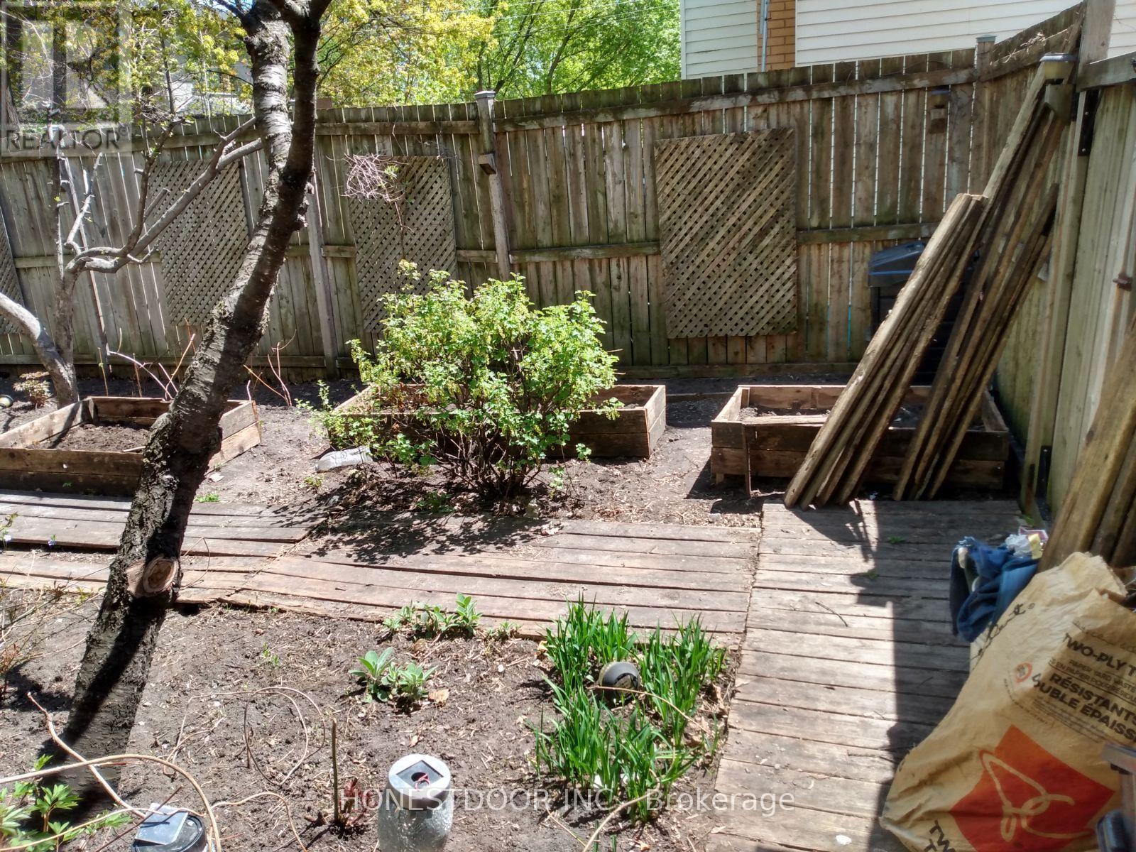 303 LACASSE AVENUE