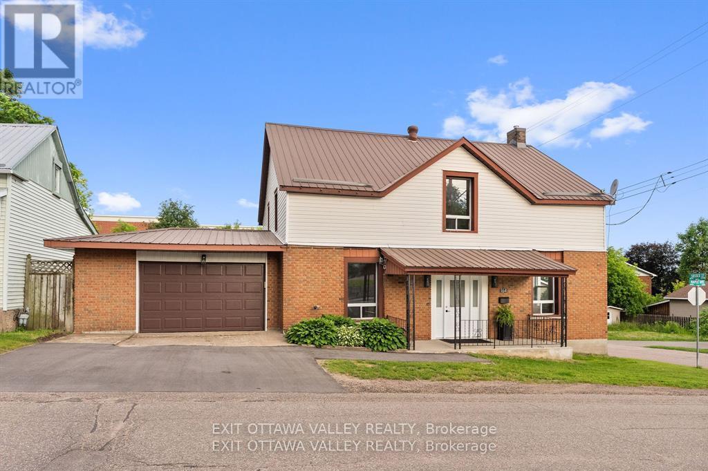 164 MAPLE AVENUE - Photo 2