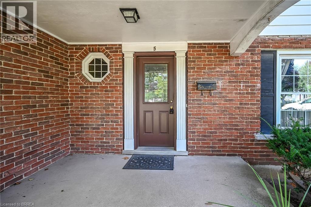 5 RATHBUN Place
