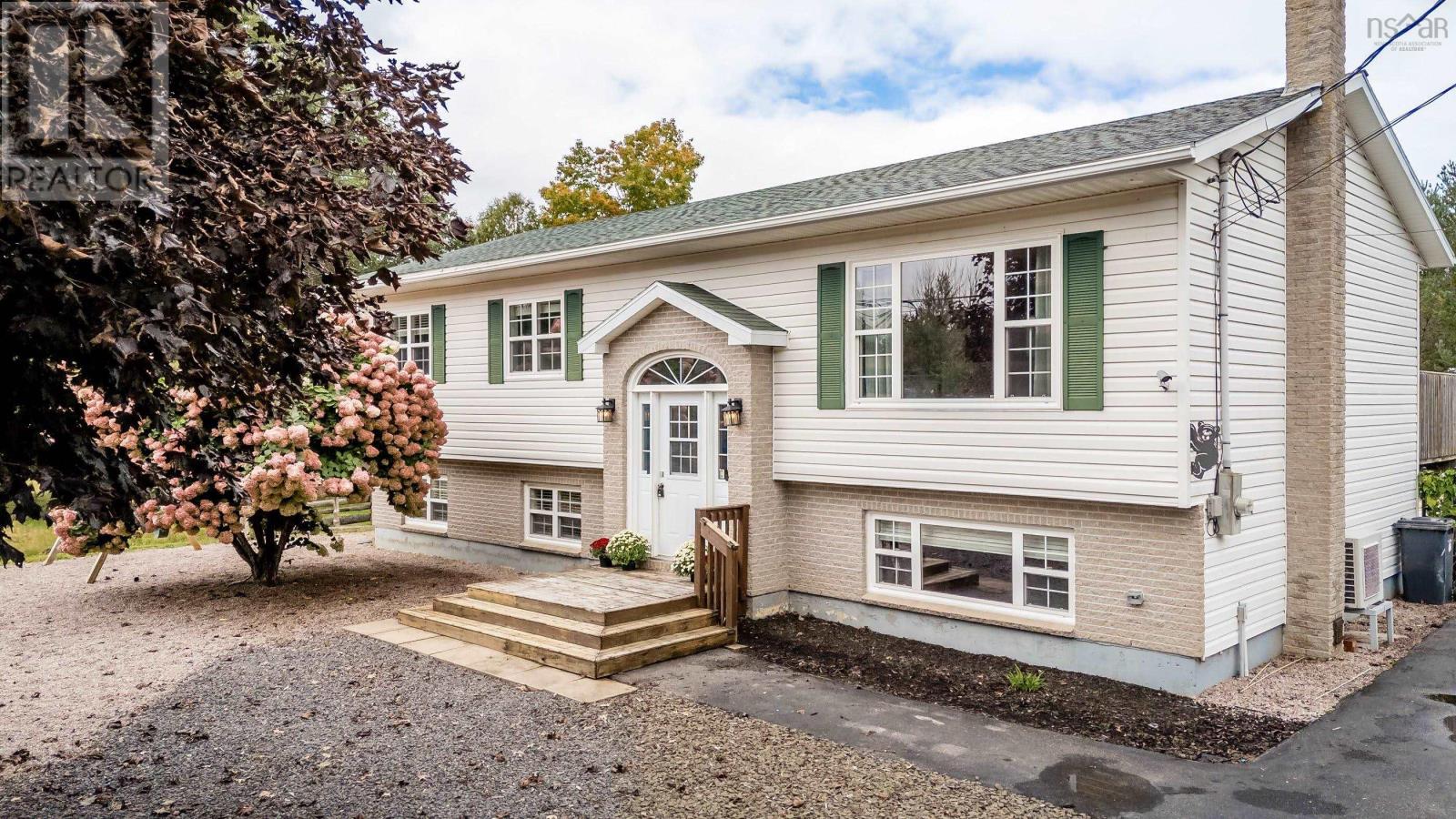 11 Rogers Road - Photo 2