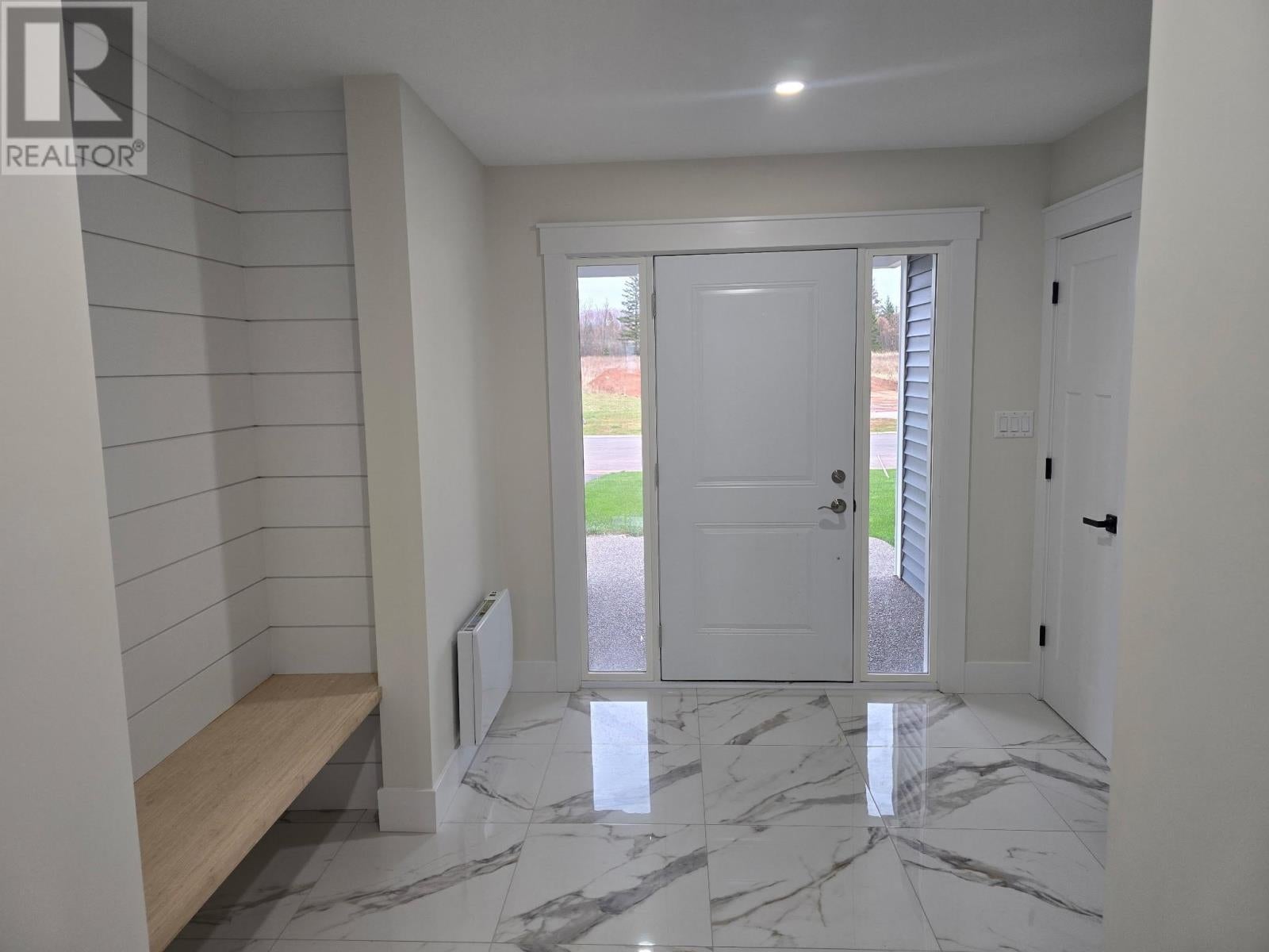 63 KINGSBURGH Avenue - Photo 2