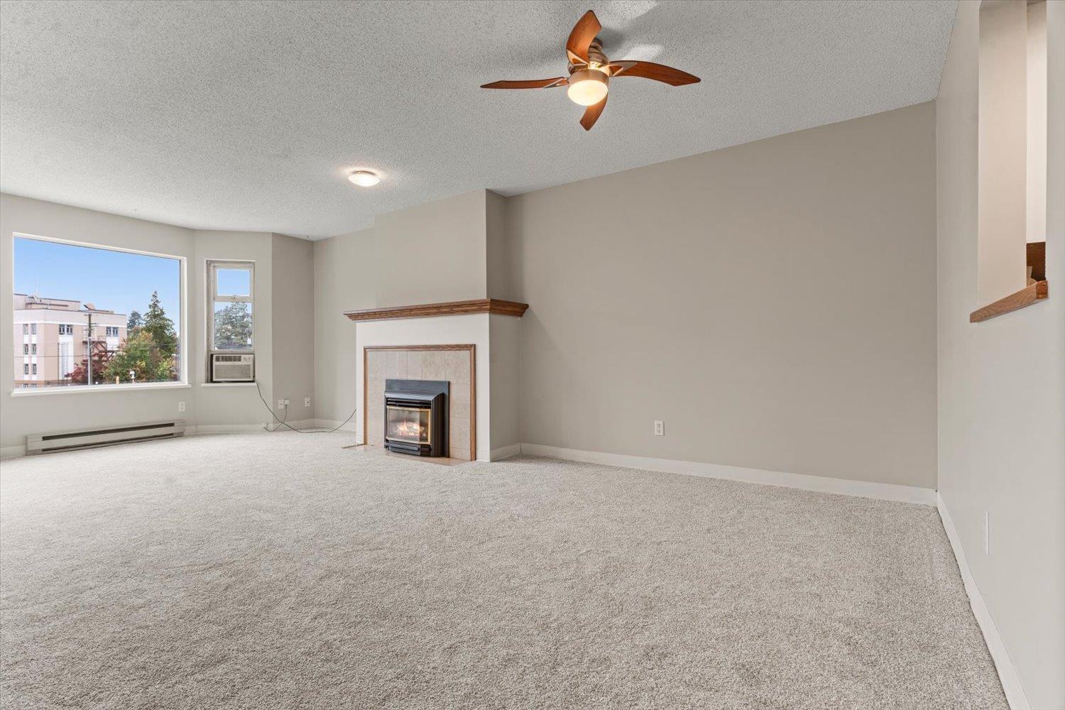 205 45604 BRETT AVENUE, Chilliwack Proper West