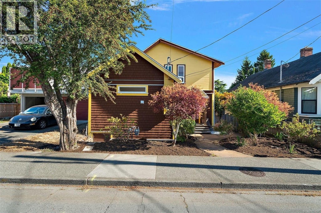 149 ST. LAWRENCE STREET, VICTORIA, BC V8V 1X9 - Image 544460662.jpeg?d=l