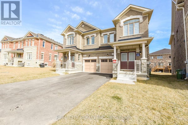 38 Silver Meadow Gdns, Hamilton (Waterdown), ON 3