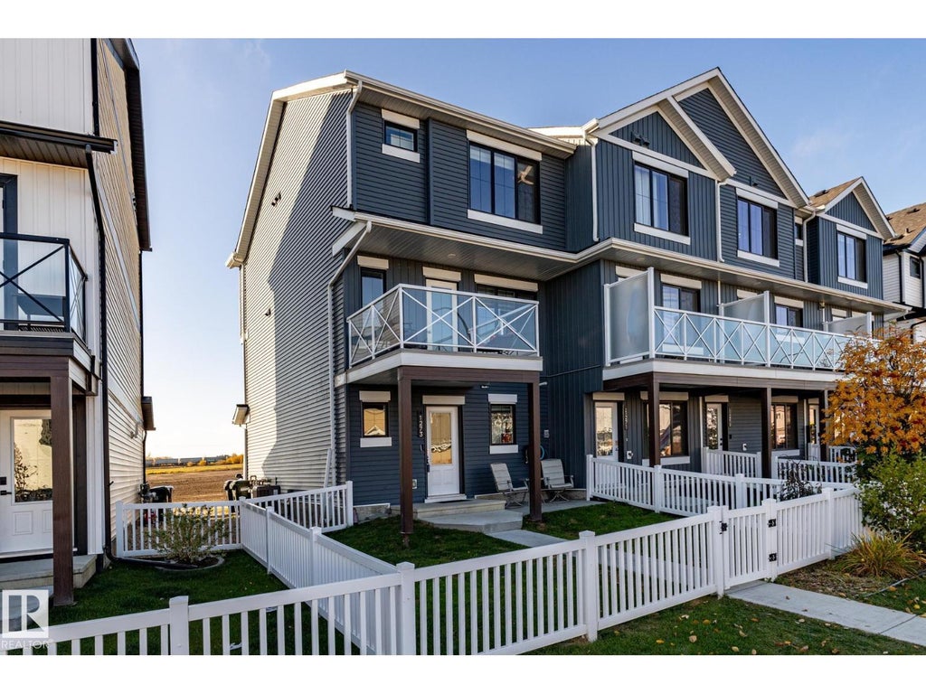 1273 MCLEOD AV, SPRUCE GROVE, AB T7X 2Y4 - Image 2683035203.jpeg?d=l
