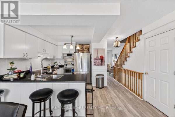 3 - 119 Spring Rd, Georgina (Keswick North), ON 5