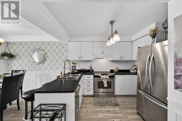 3 - 119 Spring Rd, Georgina (Keswick North), ON 4