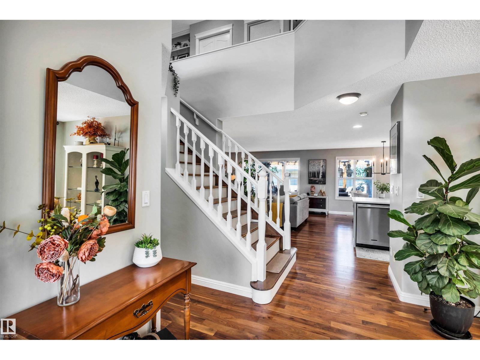 9804 145 AV NW