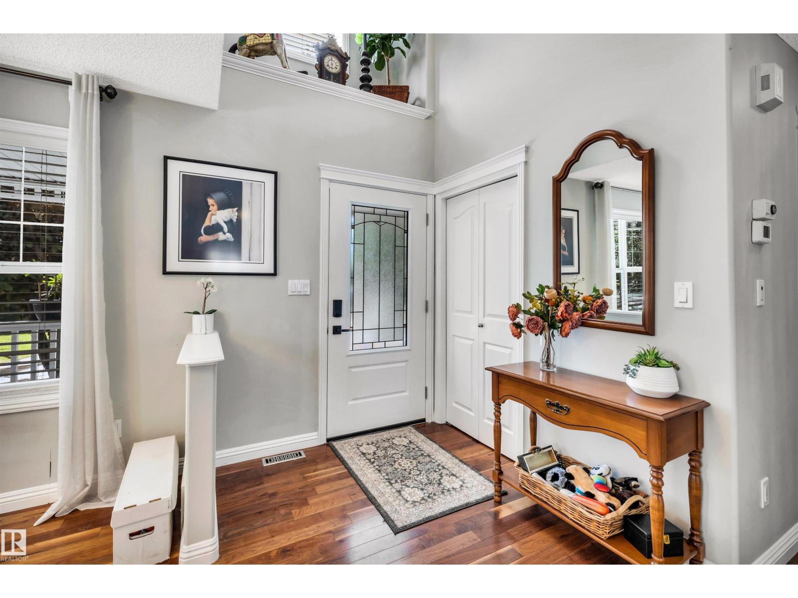 9804 145 AV NW