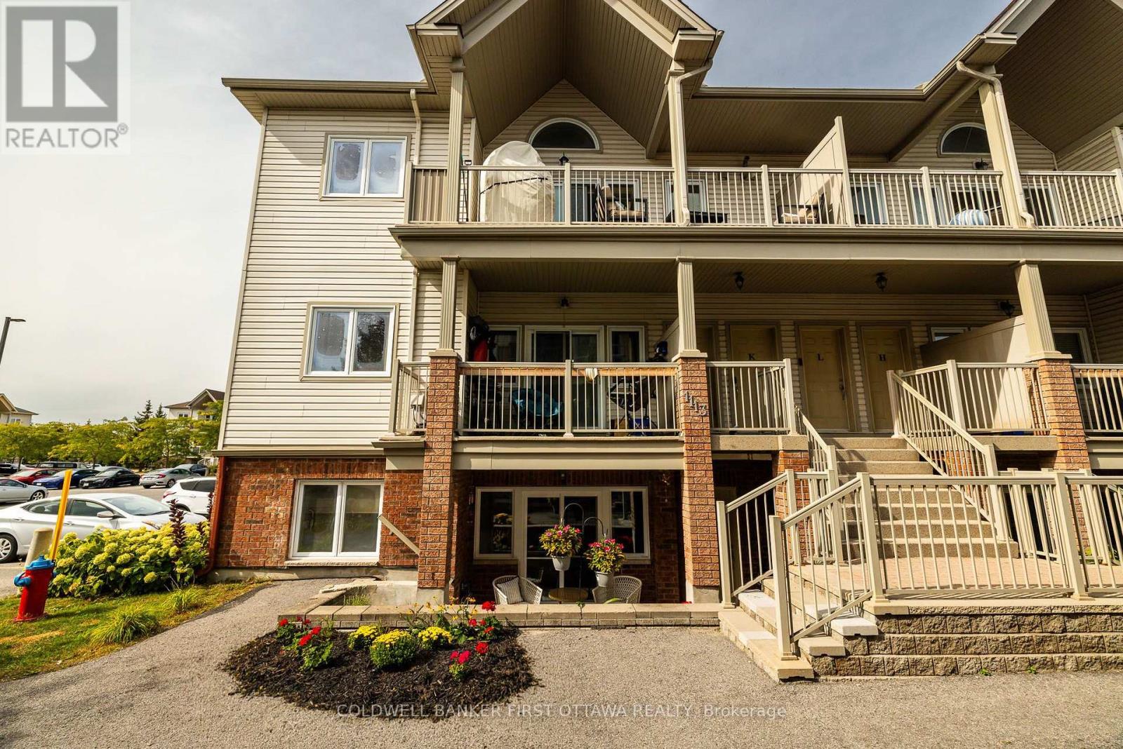 C - 1113 STITTSVILLE MAIN STREET