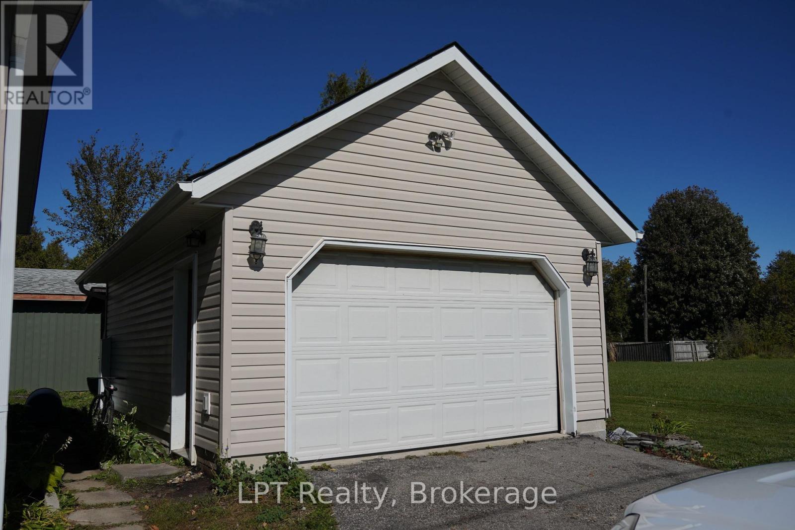 629 JOHN STREET