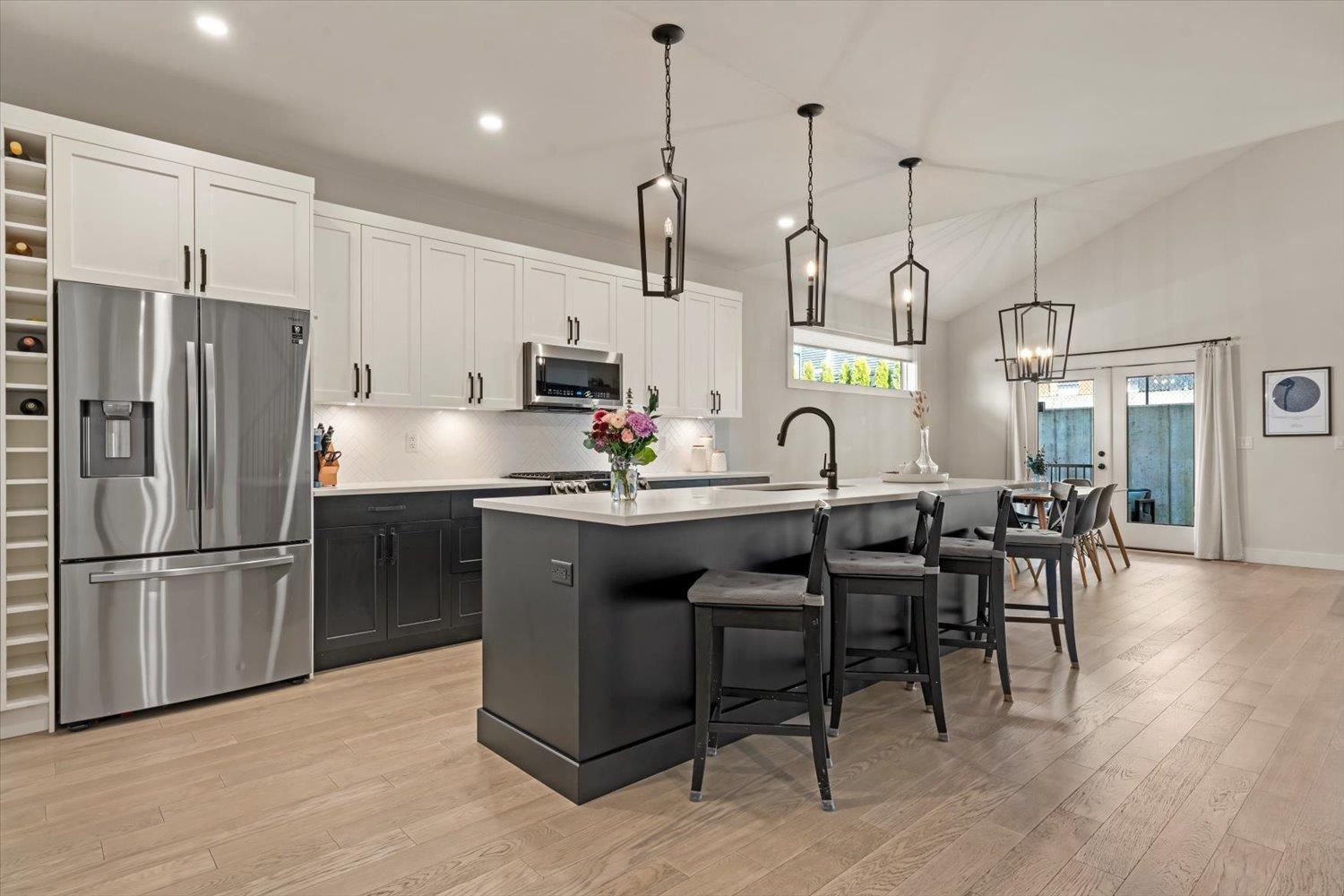 50952 SOPHIE CRESCENT, Eastern Hillsides