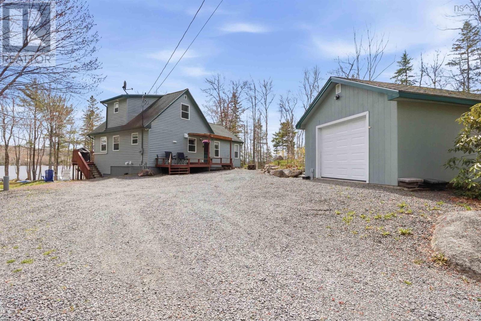 744 Pioneer Drive - Photo 2