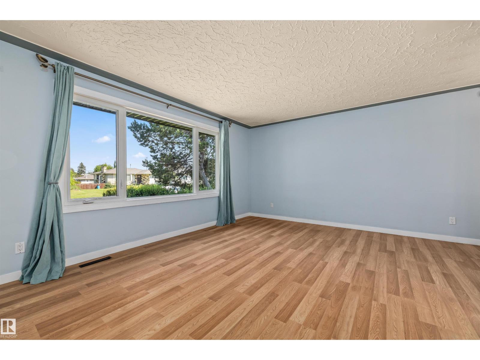 13320 123 ST NW
