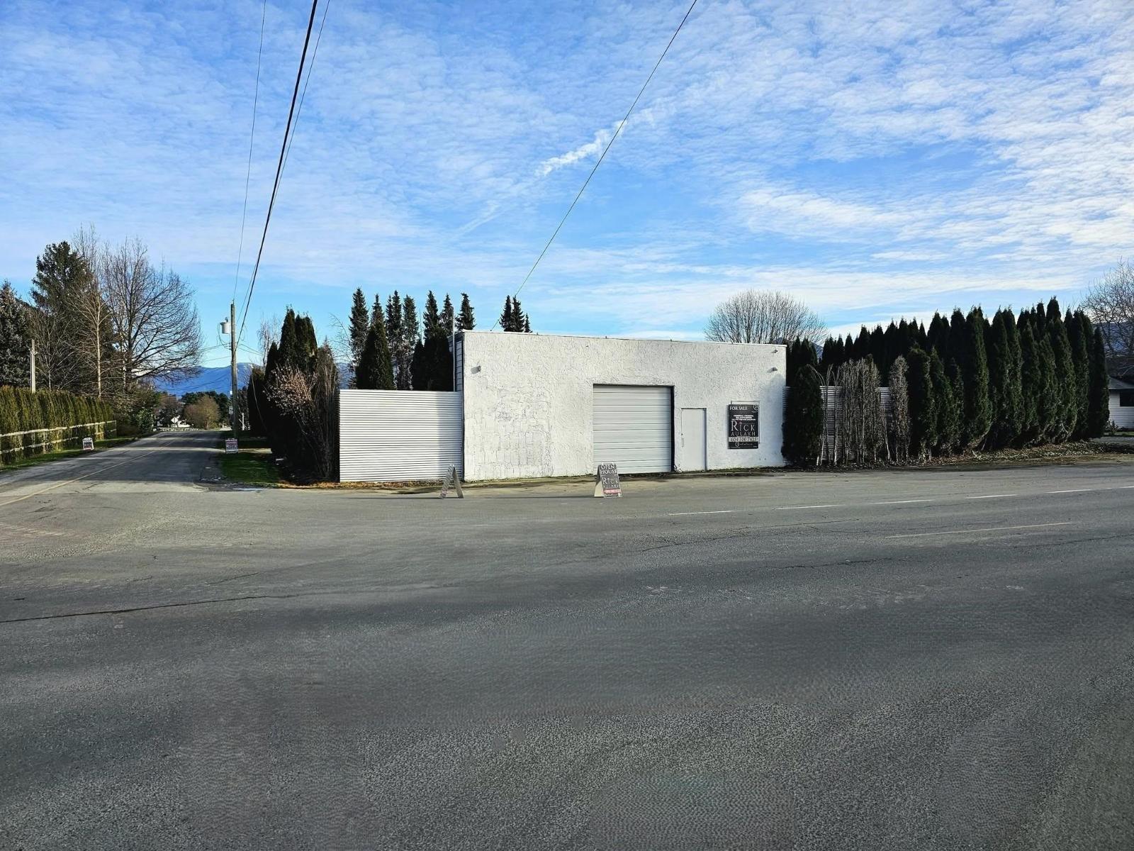 7088 SUMAS PRAIRIE ROAD, Greendale