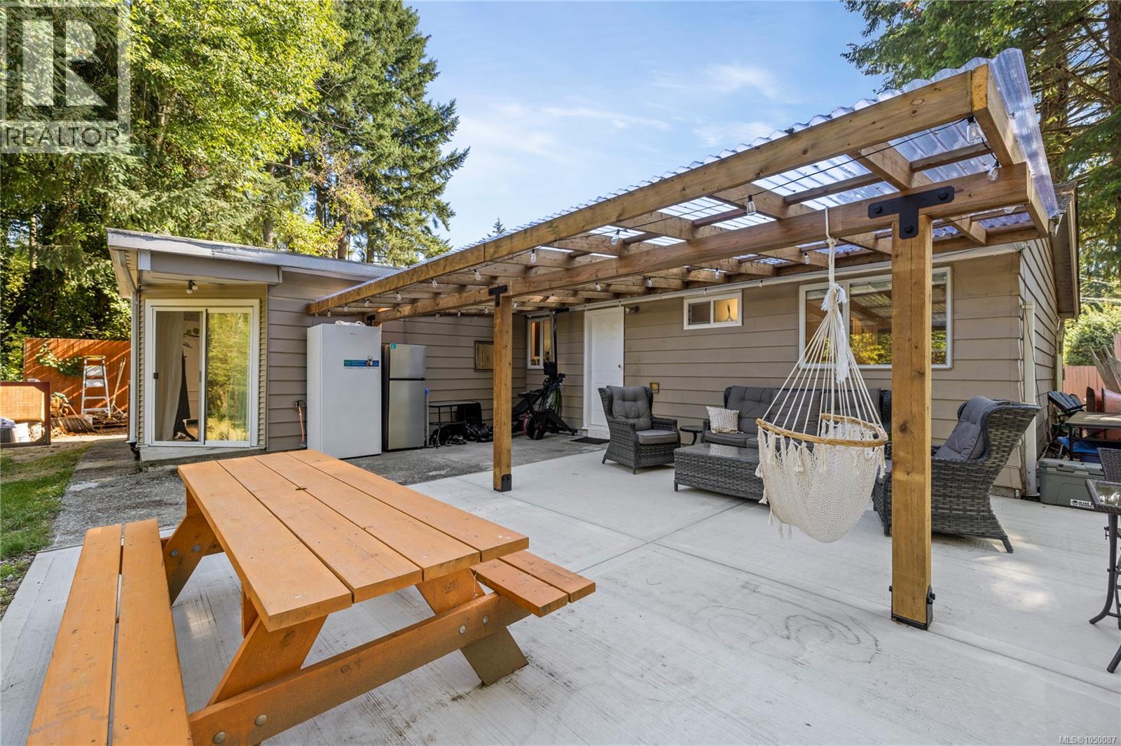 608 Brookeside Pl