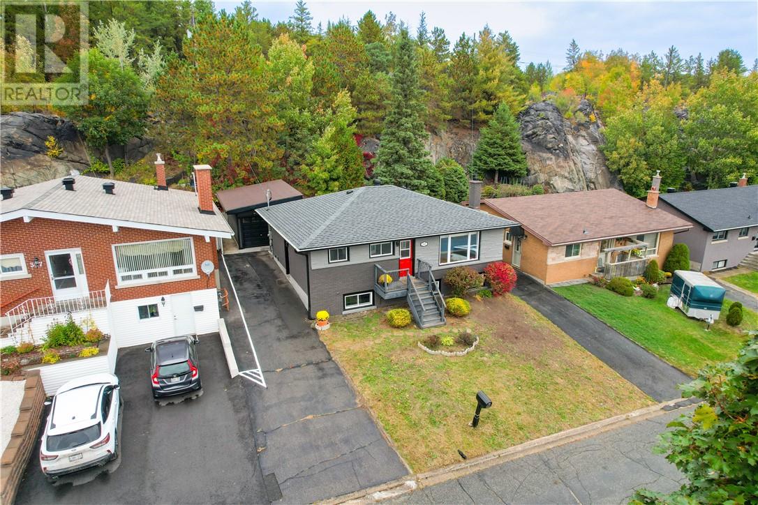 343 Sandra Boulevard