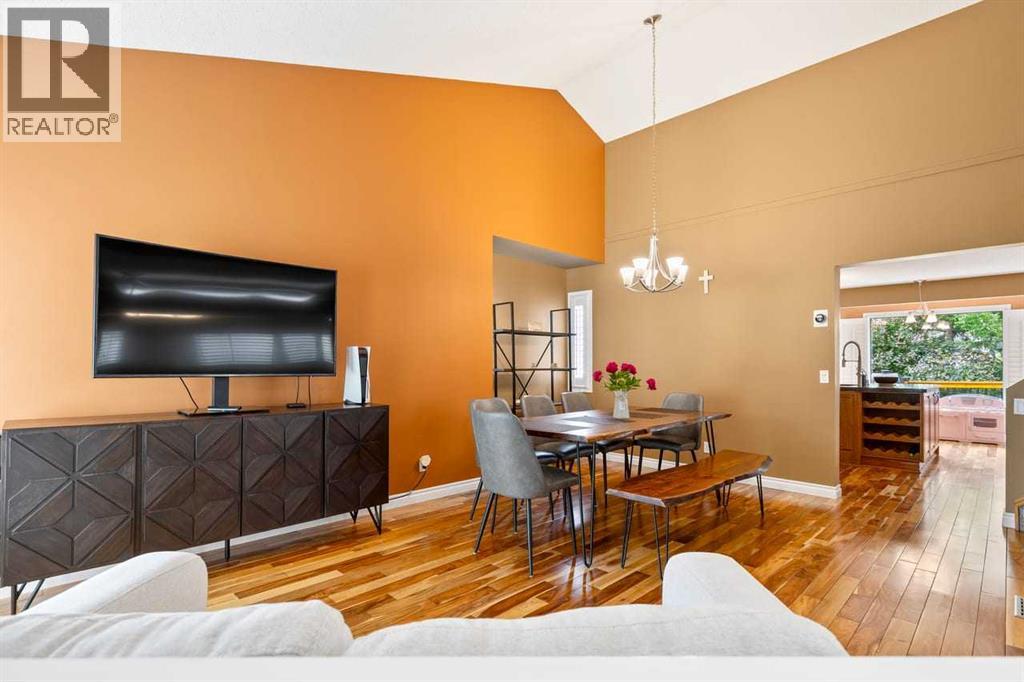 152 Douglas Glen Mews SE