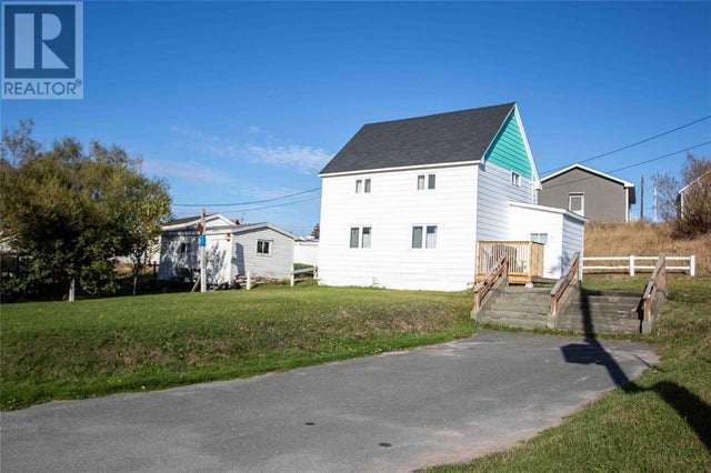 17-19 John Cabot Drive