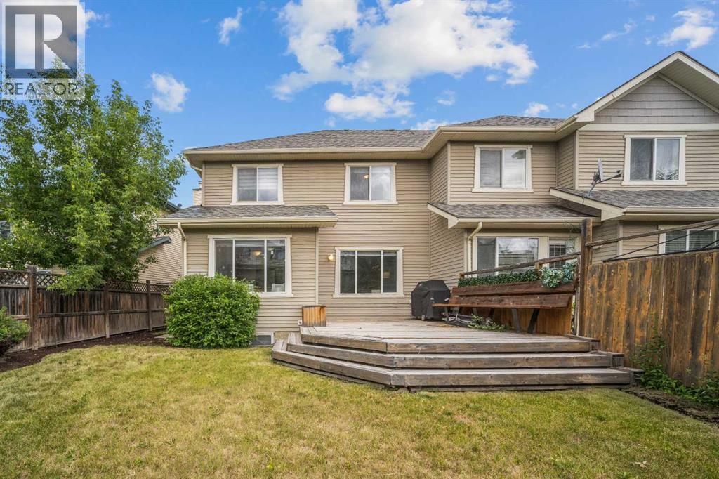 43 Cougar Ridge Bay SW