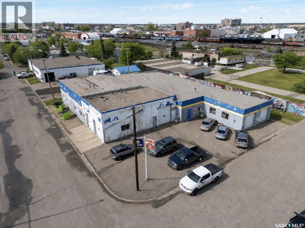 1524 MONTREAL STREET, REGINA, SK S4P 3K1 - Image 1201455931.jpeg?d=l