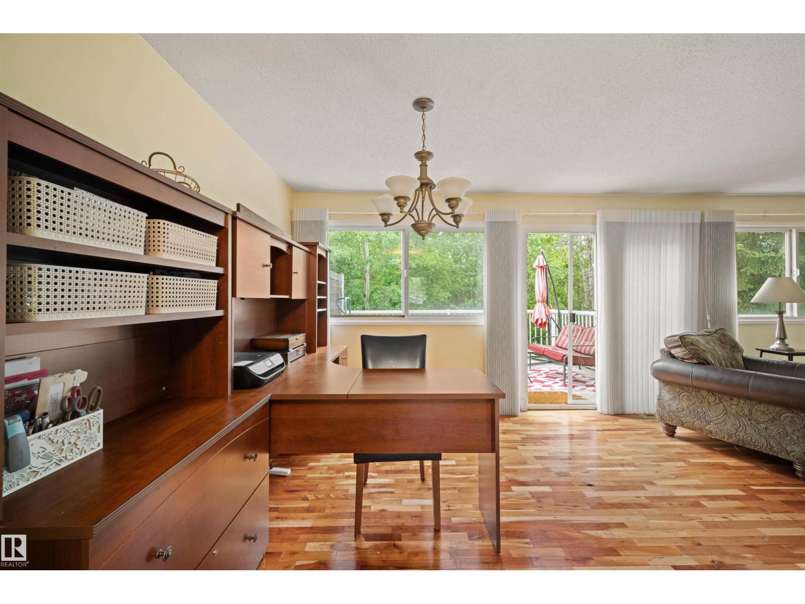 31 Royal RD NW