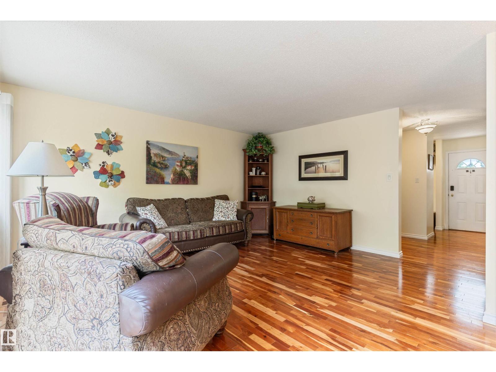 31 Royal RD NW