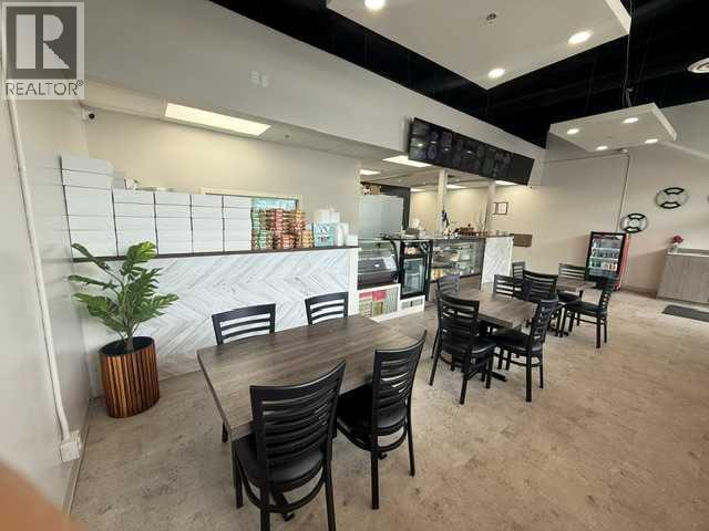 1130, 12 Royal Vista Way NW