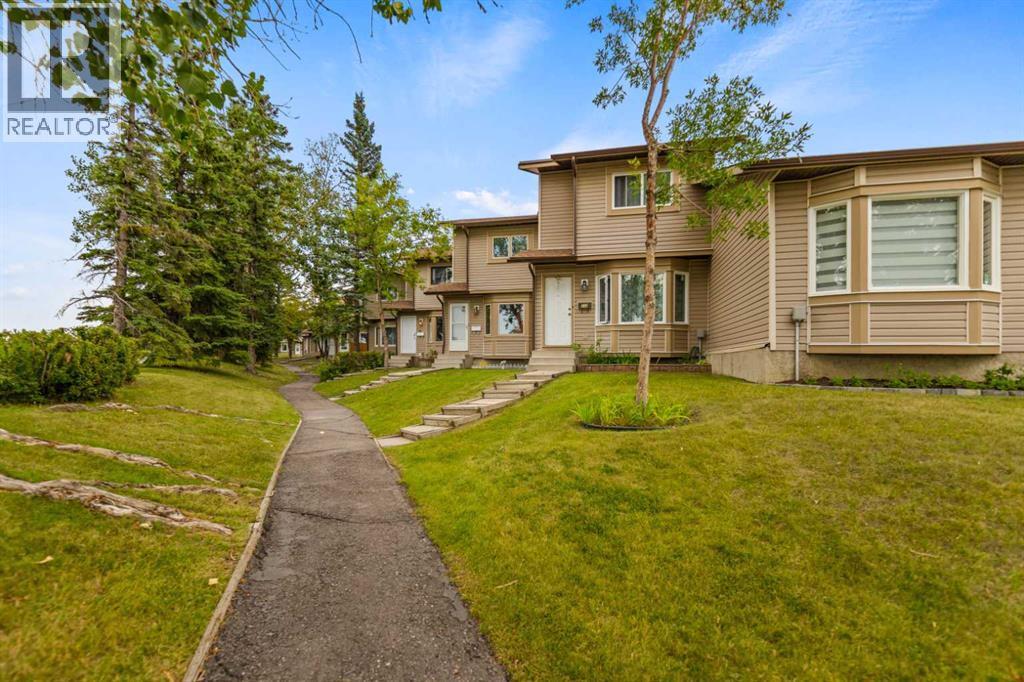 109 Falshire Terrace NE