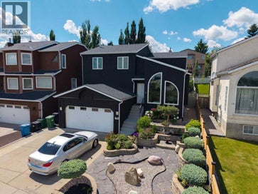 41 Sidon Crescent SW Calgary AB T3H 2B5
