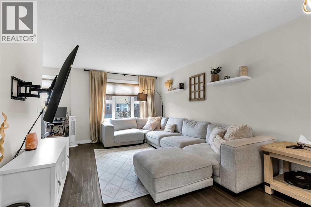 305, 2461 Baysprings Link SW