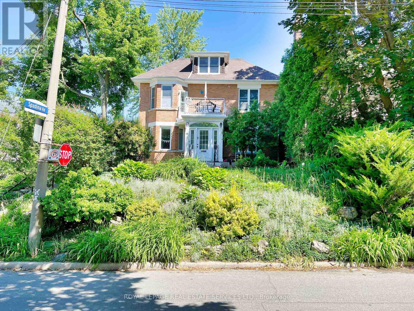 18 SHORNCLIFFE AVENUE